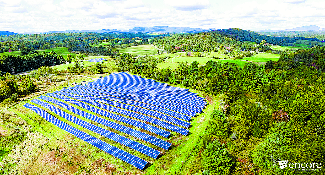 Hyde Park solar array, developed by Encore Renewables, based in Burlington, Vermont. Photos courtesy of Encore Renewables. 